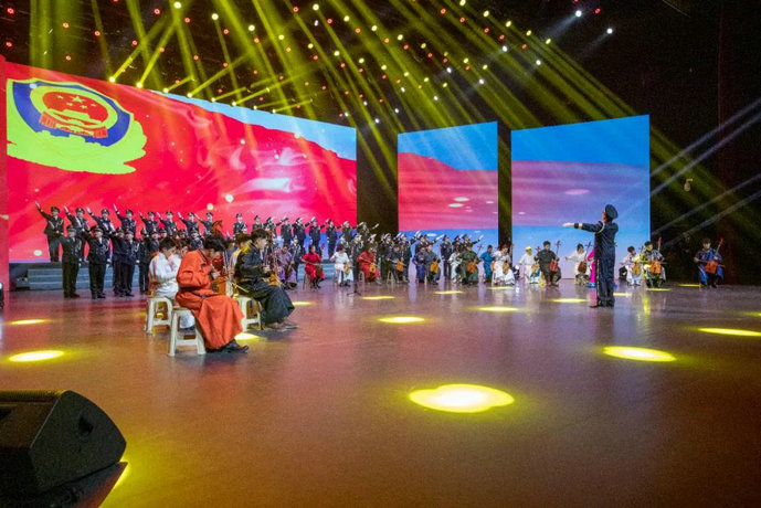 1736472638450499.jpg 警察節(jié)22.jpg