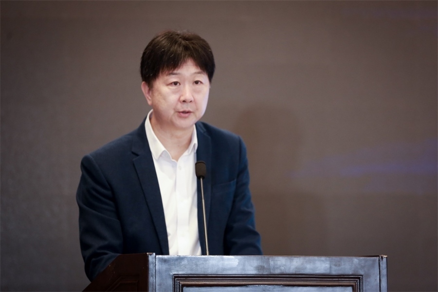 中國民主法制出版社黨委書記、社長、總編輯 劉海濤