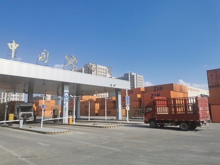 鄭州國(guó)際陸港海關(guān)監(jiān)管場(chǎng)所。鄭州車站海關(guān)供圖