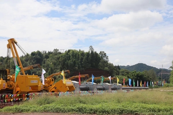 川氣東送二線天然氣管道工程施工現(xiàn)場。受訪者供圖