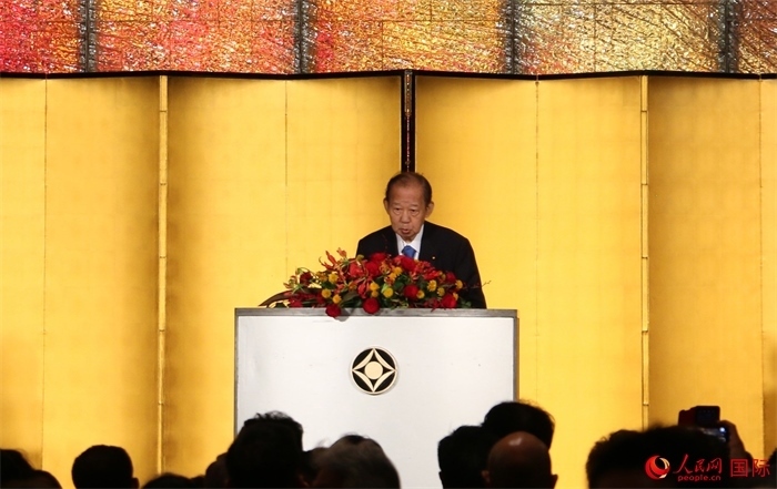 日中友好議員聯(lián)盟會(huì)長(zhǎng)二階俊博發(fā)表致辭。人民網(wǎng) 許可攝