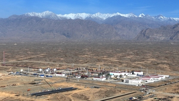 塔里木油田博孜天然氣處理廠。陳士兵 攝