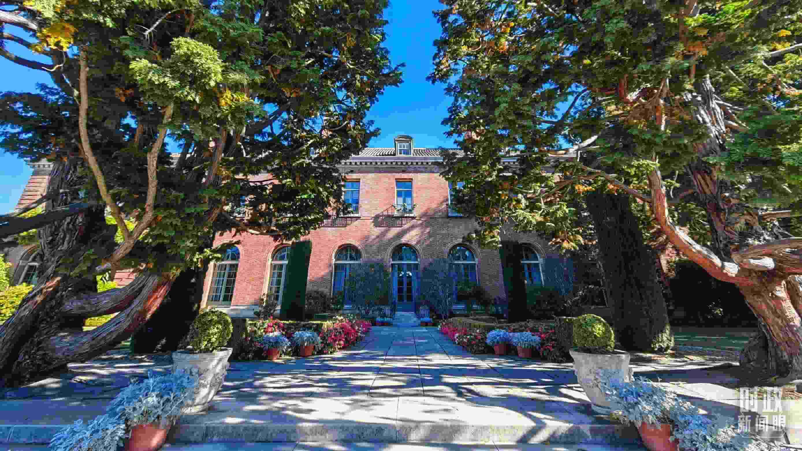 中美元首會晤在斐洛里莊園舉行。（總臺央視記者張曉鵬拍攝）