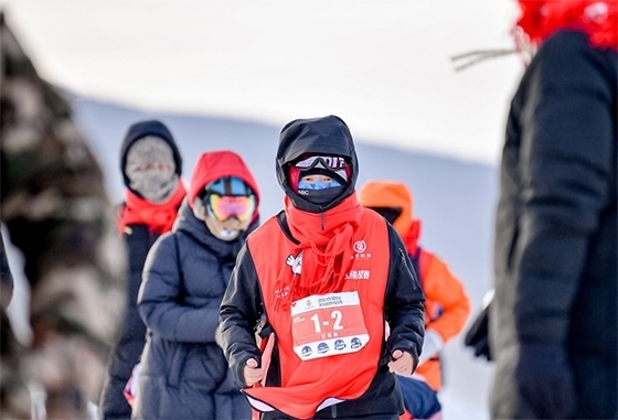 王軍霞在比賽中。主辦方供圖