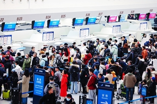 2024年春運首日，大興機場預(yù)計保障進出港旅客13.59萬人次。大興機場供圖