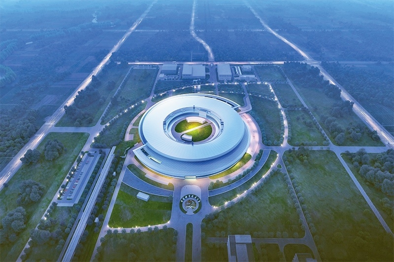 近年來，長三角各省市牢牢把握高質(zhì)量發(fā)展這個(gè)首要任務(wù)，因地制宜培育和發(fā)展新質(zhì)生產(chǎn)力，朝著世界級城市群目標(biāo)邁進(jìn)。圖為第四代大科學(xué)裝置“合肥先進(jìn)光源”的效果圖（資料圖片）。 新華社發(fā)（中國科學(xué)技術(shù)大學(xué)國家同步輻射實(shí)驗(yàn)室供圖）