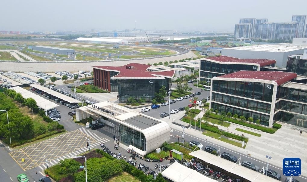 大眾汽車（安徽）有限公司外景（無人機(jī)照片，2024年6月7日攝）。新華社記者 郭晨 攝