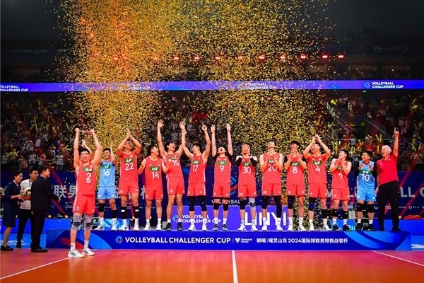 中國隊奪得2024年國際排聯(lián)男排挑戰(zhàn)者杯冠軍。圖片來源：國際排聯(lián)