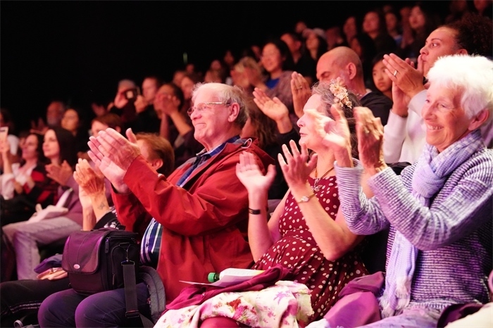 演出收獲現(xiàn)場(chǎng)英國(guó)觀眾好評(píng)。主辦方供圖