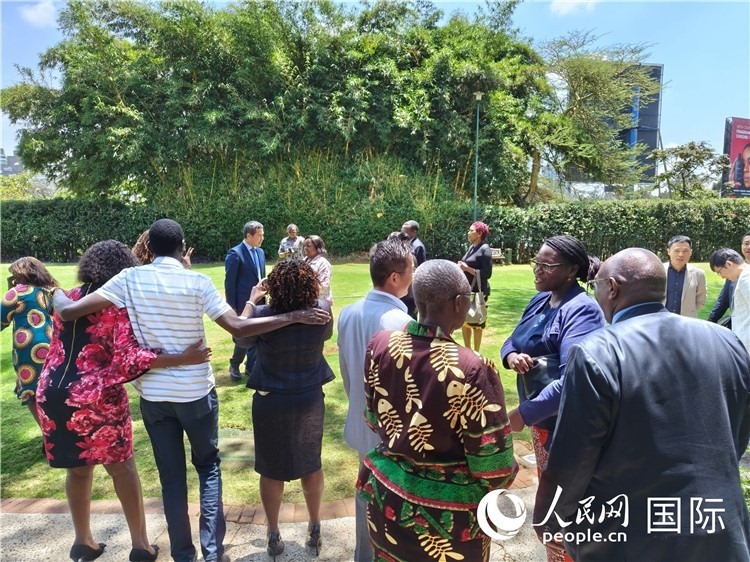 與會嘉賓在交流。陳哲攝