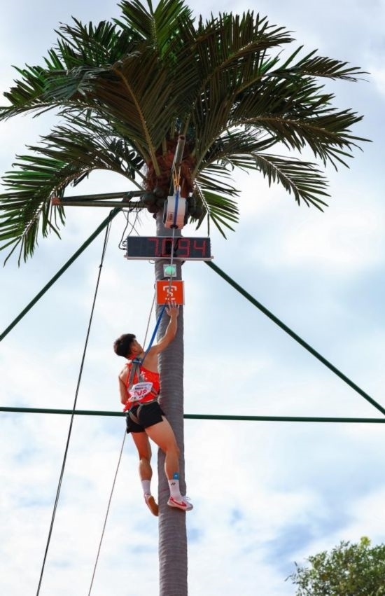 11月23日，廣東隊選手黃新鴻在比賽中。新華社記者 楊植森 攝