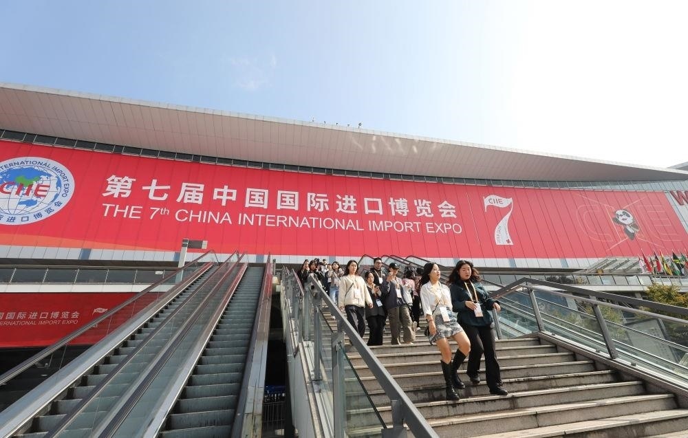 第七屆進(jìn)博會(huì)按年計(jì)意向成交額超八百億美元。