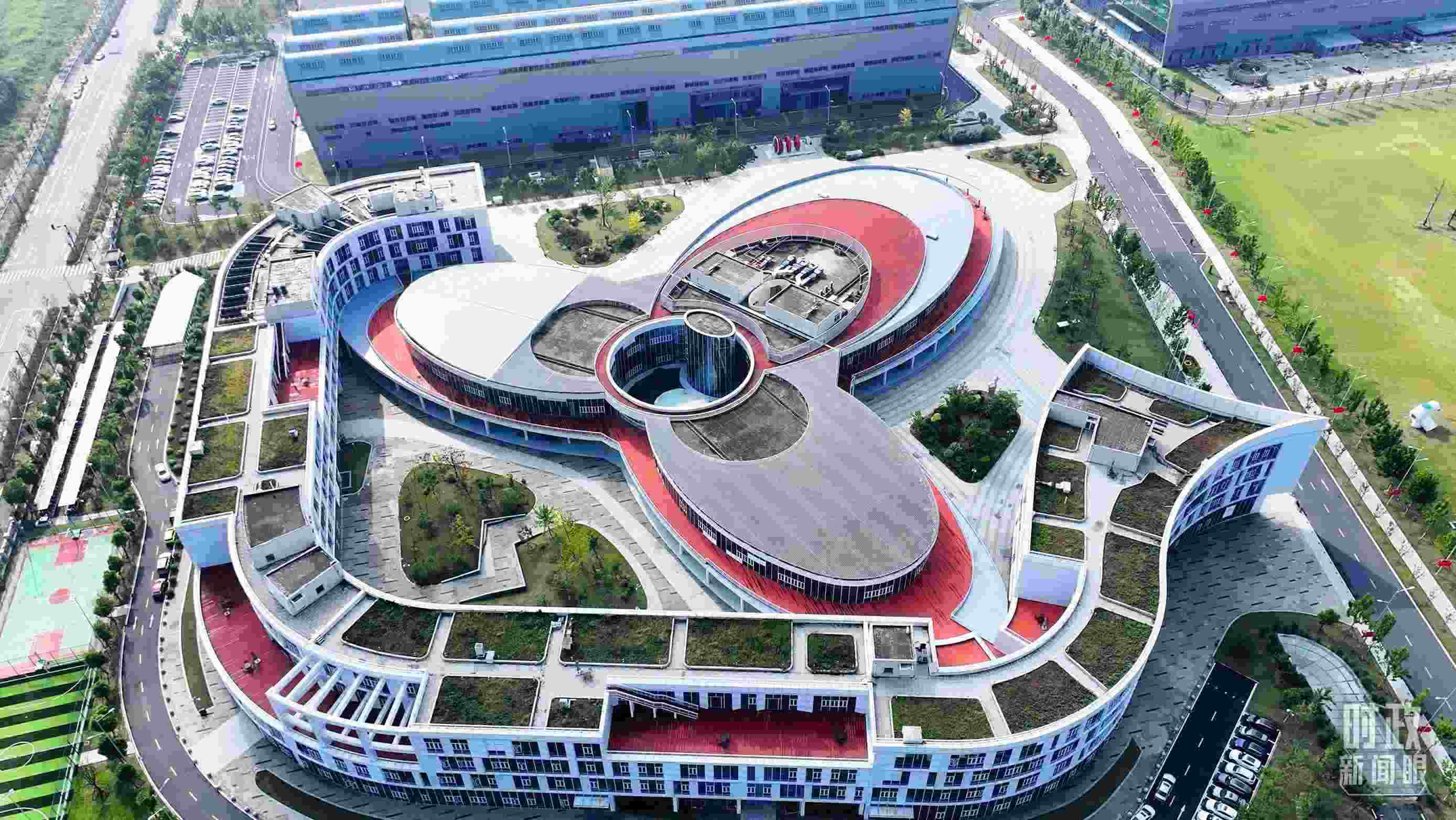 △位于合肥未來大科學(xué)城的聚變堆主機(jī)關(guān)鍵系統(tǒng)綜合研究設(shè)施園區(qū)。（總臺(tái)記者陳志猛拍攝）