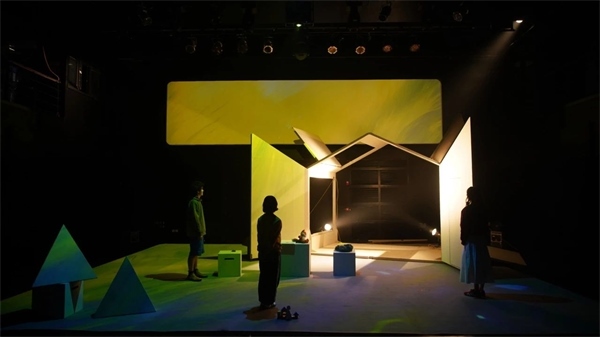 《又一道光芒》劇照。中國國家話劇院供圖